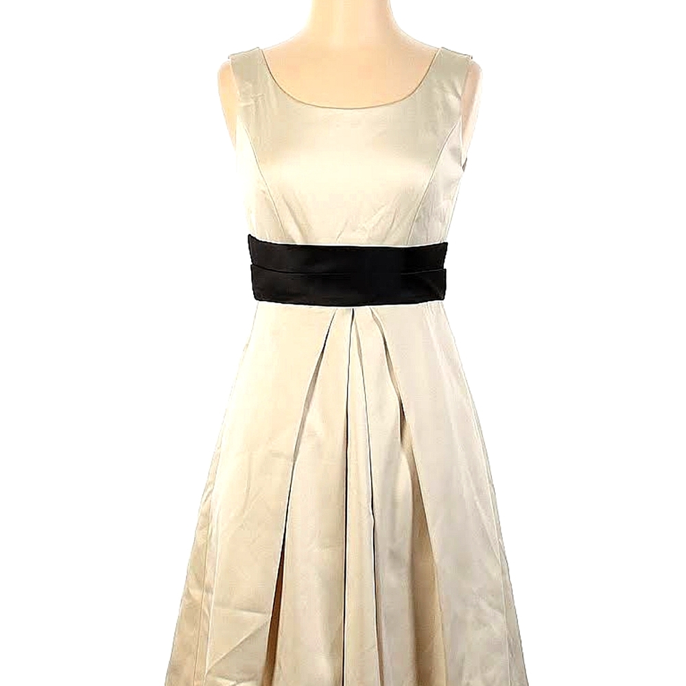 Max and cleo Dress